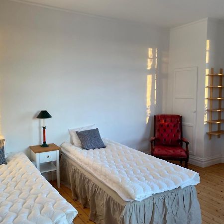 Ferienwohnung Laegenhet Med Havsutsikt Strömstad Exterior foto