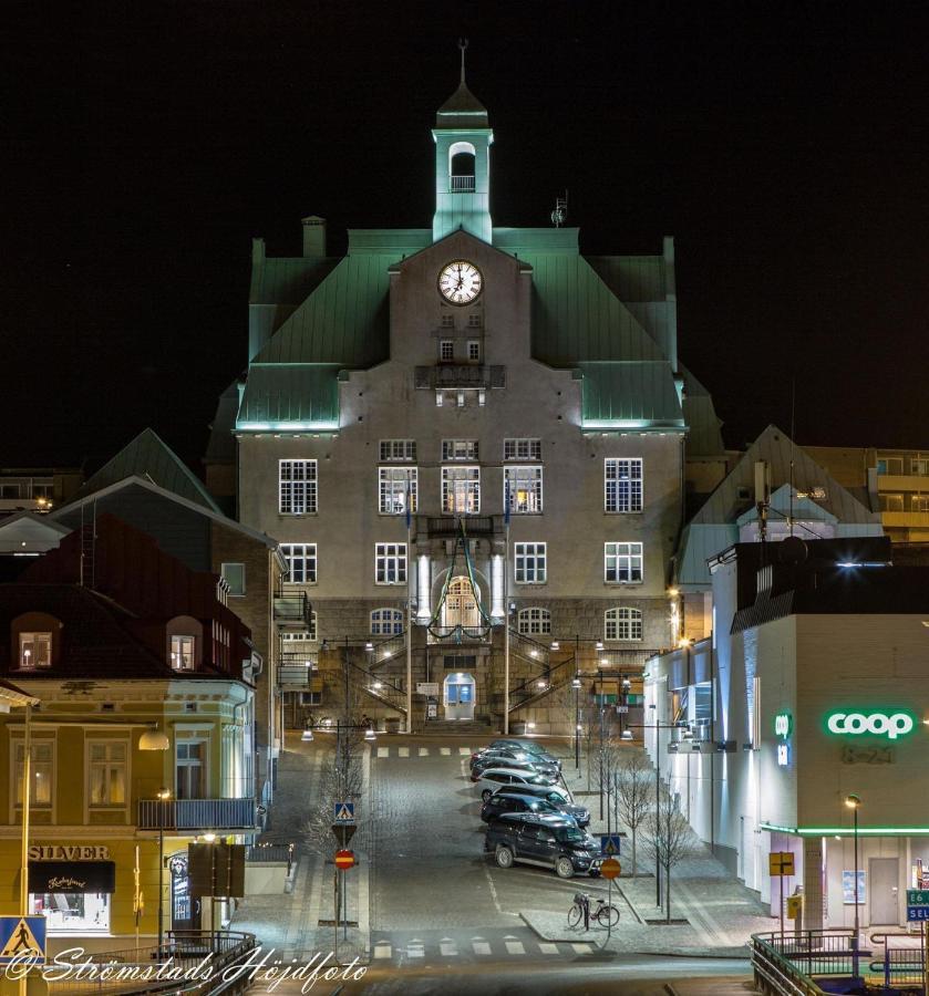 Ferienwohnung Laegenhet Med Havsutsikt Strömstad Exterior foto
